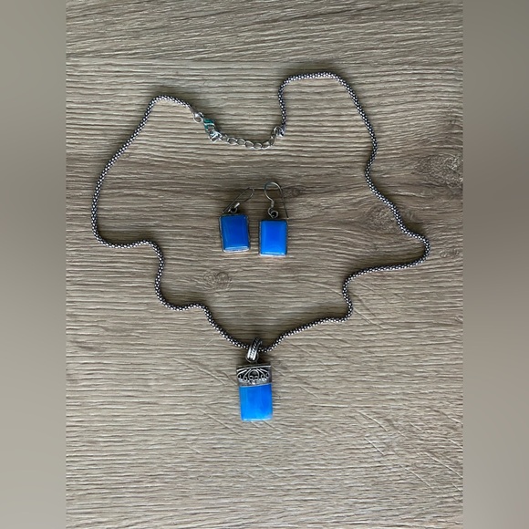 Stone Age sterling silver blue chalcedony earring and necklace set - Picture 2 of 7